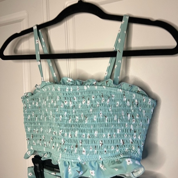 Ruched Top Bikini Set - Picture 4 of 8